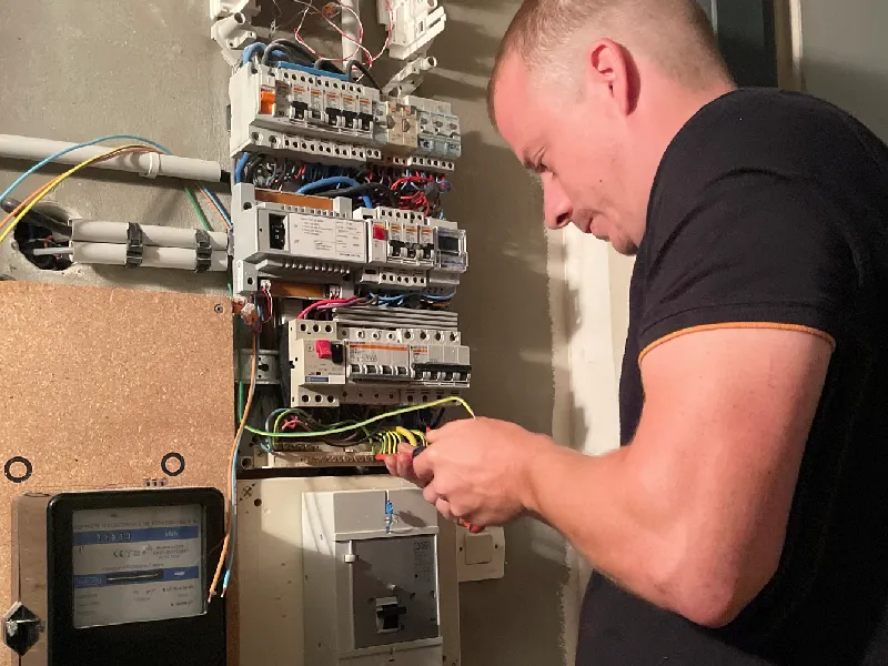 Travaux sur tableau électrique existant
